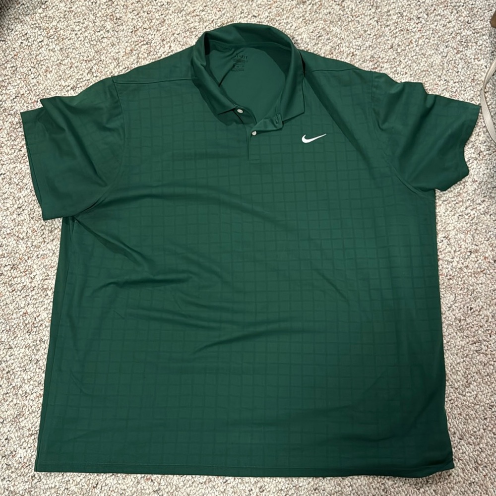 Nike golf shirt men’s 4XL